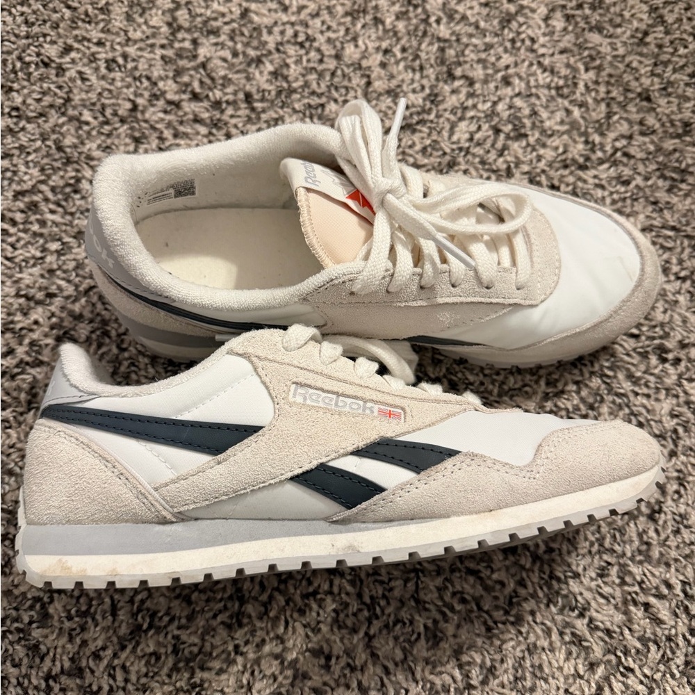 Reebok Classic AZ Sneaker